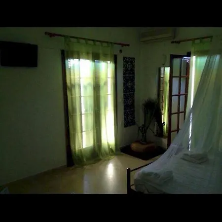 Thomas Art Hotel